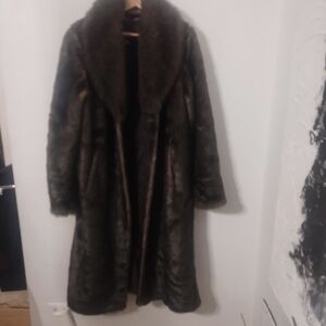 Olympia Made In USA Elegant Brown Faux Fur Coat XL?